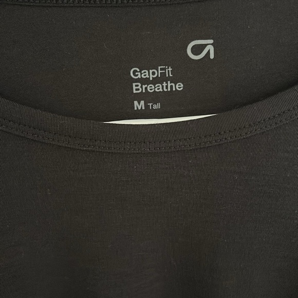 GapFit Breathe Tall Long Sleeve Tie Front Tee - Picture 3 of 9